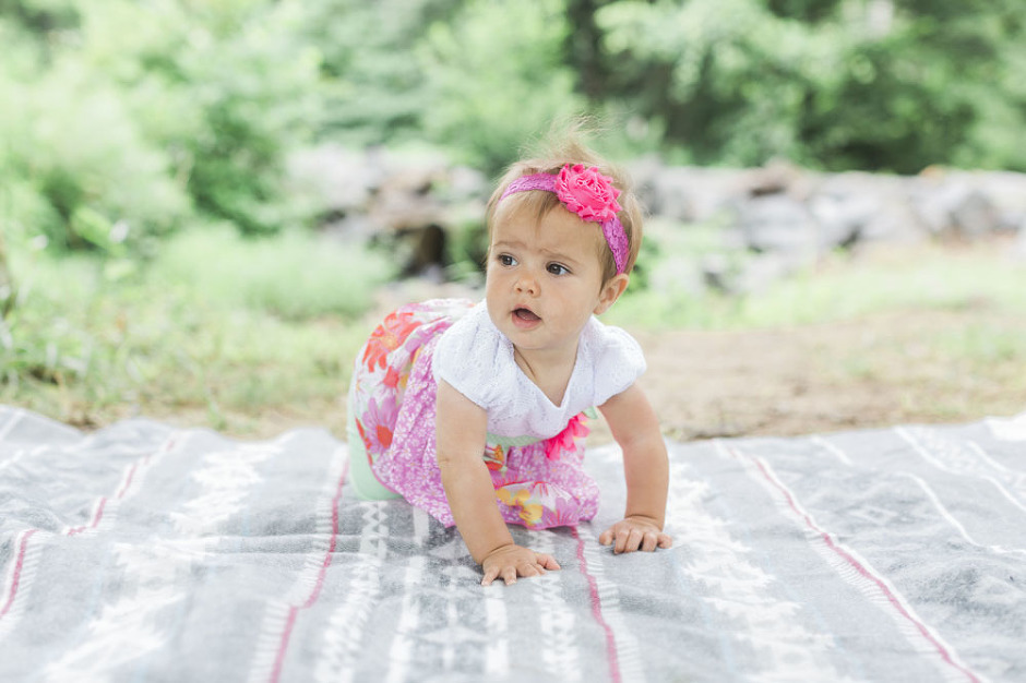 Silver Spring park family session captured by Megan Ann Photography | www.meganannphoto.com