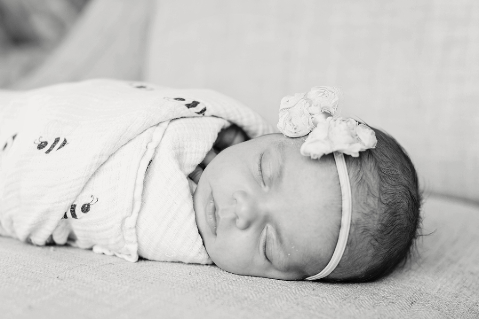 Braelynn Rose 1 Month Baby Session | www.meganannphoto.com