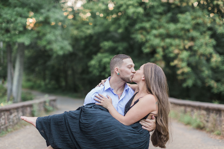 Stone Bridge Virginia Engagement Session | www.meganannphoto.com